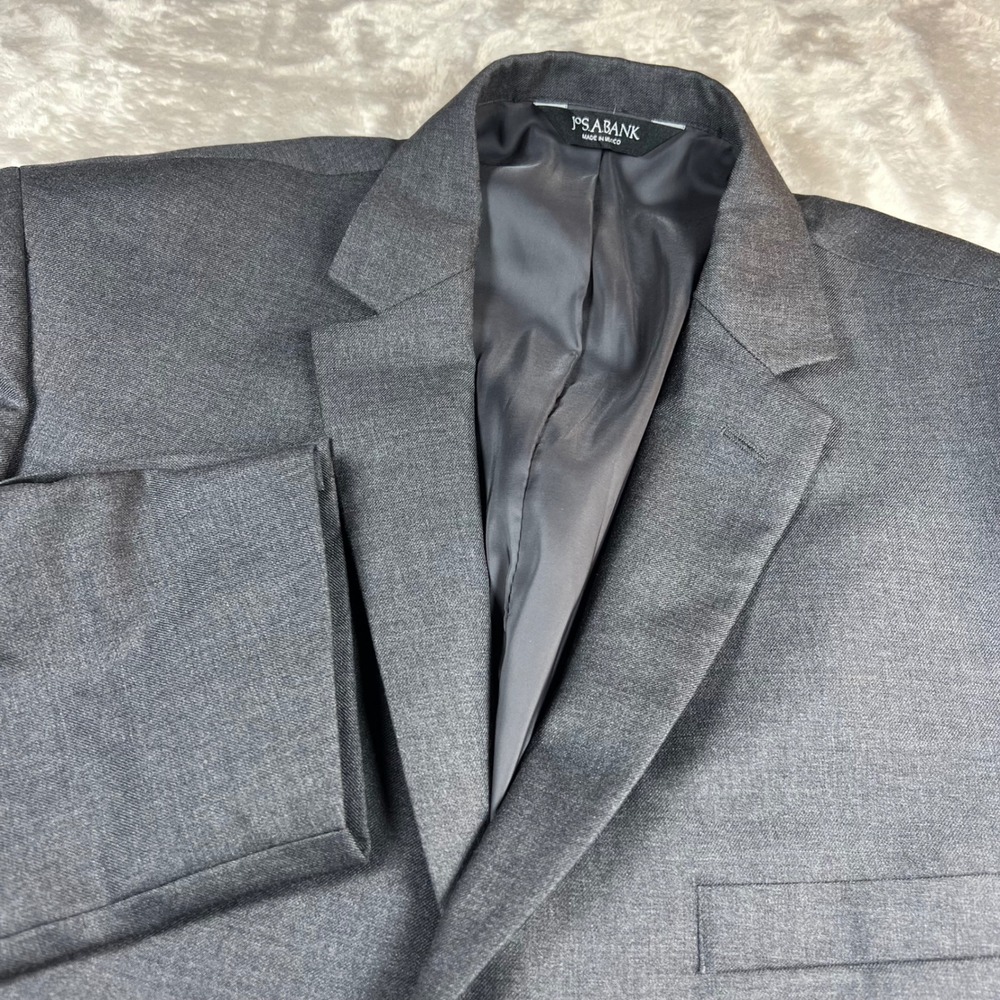 Jos A Bank Mens 50 Regular Traveler Blazer Gray 100% Wool Suit Jacket